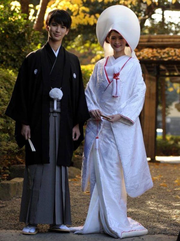 日本古来の伝統和装 ウエディングドレス Jp