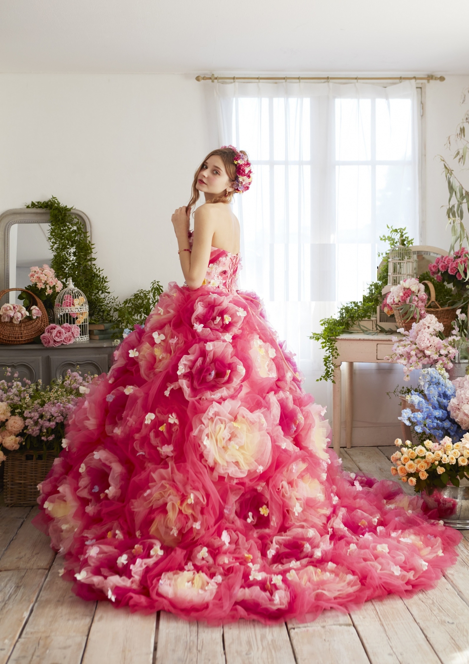人気チェリーピンクカラードレス | ウエディングドレス.jp