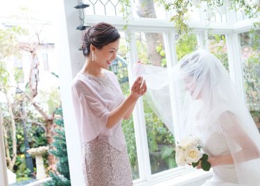 ウエディングドレス検索の決定版!専門誌の公式サイト | ウエディング ...
